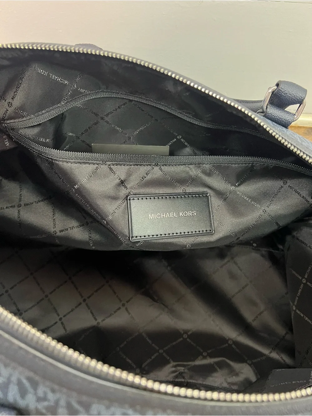 Michael Kors Men’s Harrison weekender Navy/Black Signature Duffel Bag